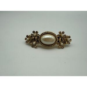 Hair clip gold tone